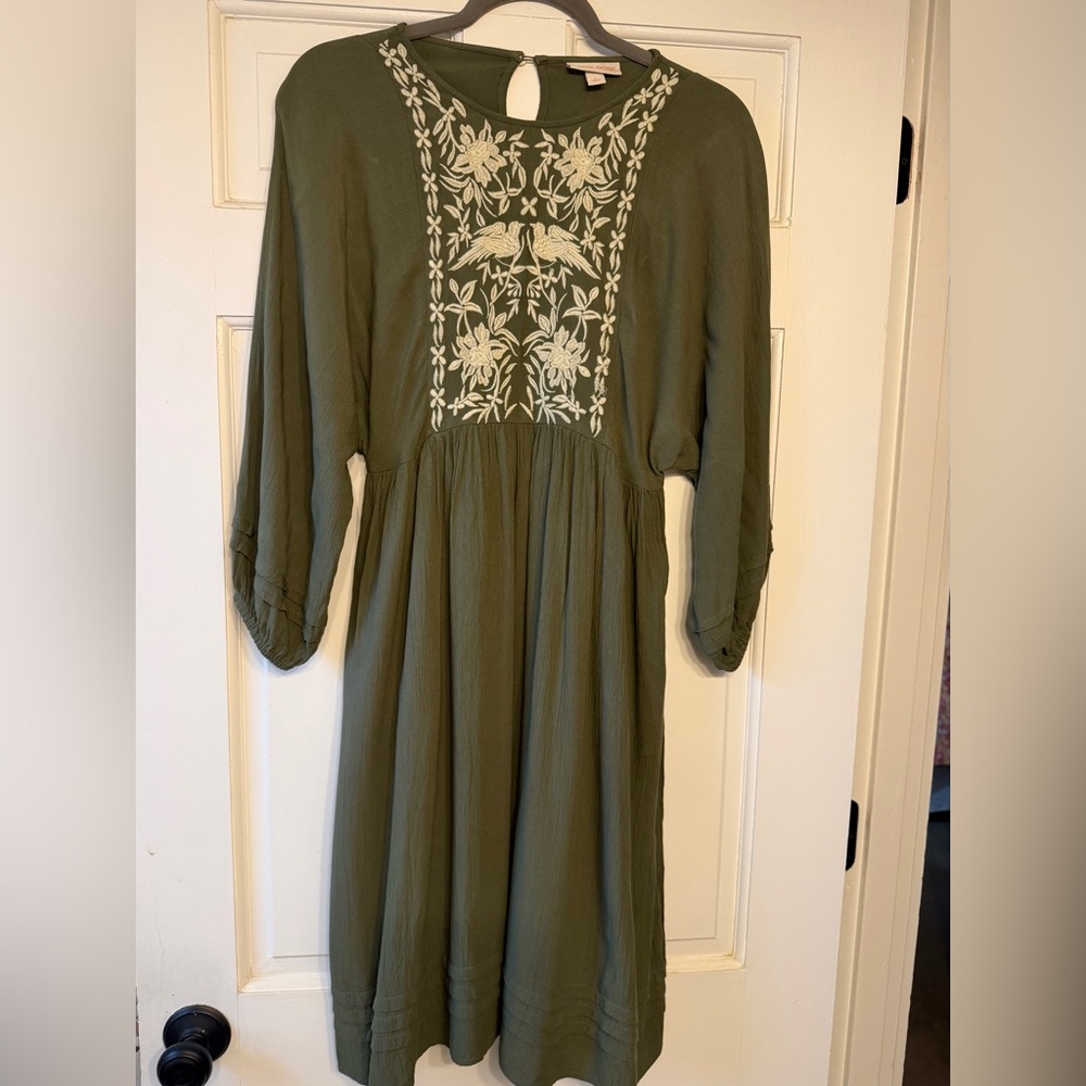 Knox Rose Olive Green Cotton Dress with Embroidered Bodice